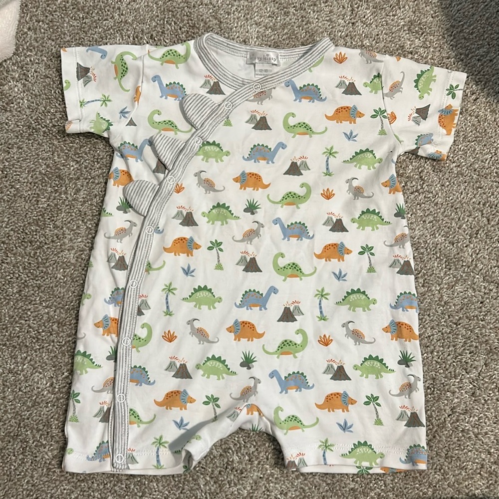Kissy kissy baby boy dinosaur romper sz 12-18 months